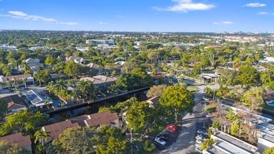 681 Kensington Place Fort Lauderdale FL 33305