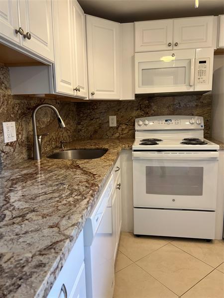 2615 NE 3rd Court Boynton Beach FL 33435