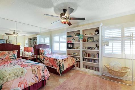 63 Woodland Drive Vero Beach FL 32962