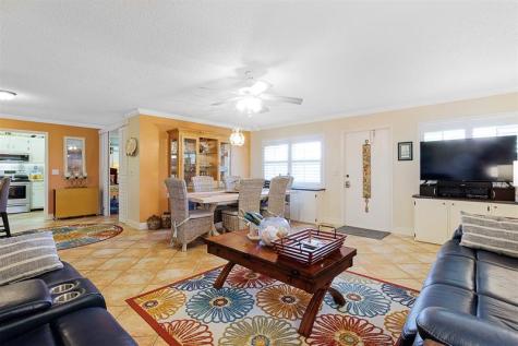 63 Woodland Drive Vero Beach FL 32962