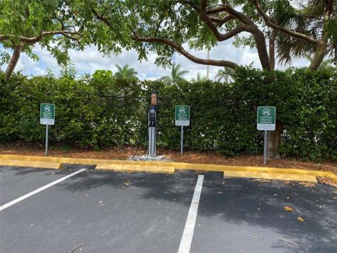 327 Richmond C Deerfield Beach FL 33442