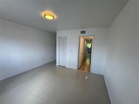 2710 W 76th Street Hialeah FL 33016