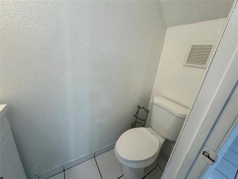 2710 W 76th Street Hialeah FL 33016
