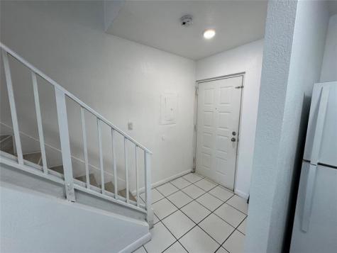 2710 W 76th Street Hialeah FL 33016