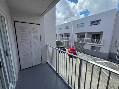 2710 W 76th Street Hialeah FL 33016