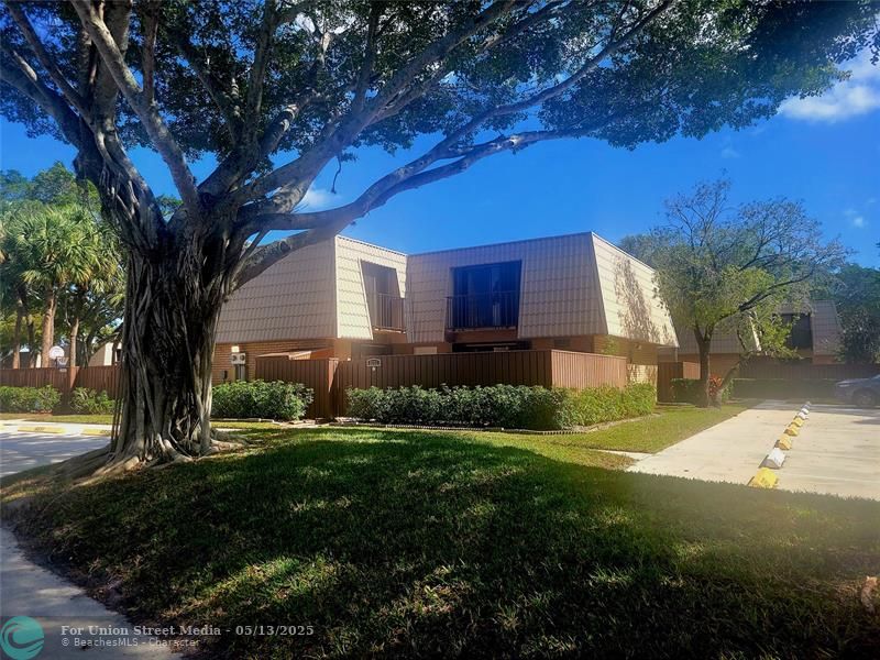 5321 53RD Way West Palm Beach FL 33409