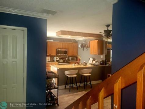 5321 53RD Way West Palm Beach FL 33409