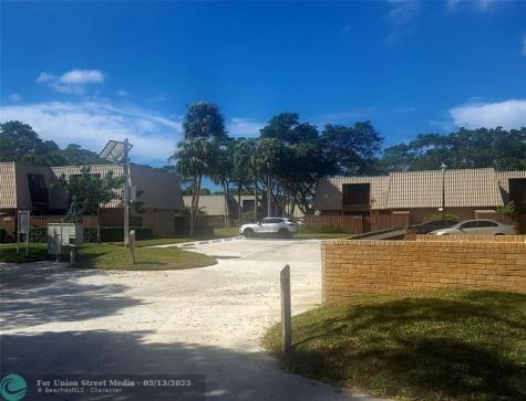 5321 53RD Way West Palm Beach FL 33409