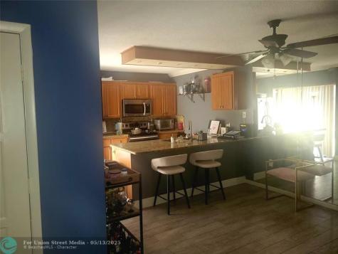 5321 53RD Way West Palm Beach FL 33409