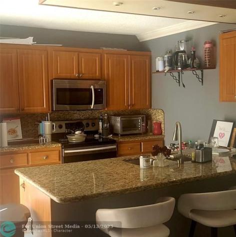 5321 53RD Way West Palm Beach FL 33409