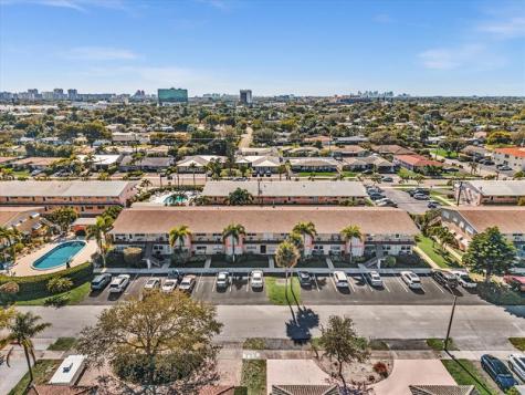 2124 NE 56th Court Fort Lauderdale FL 33308
