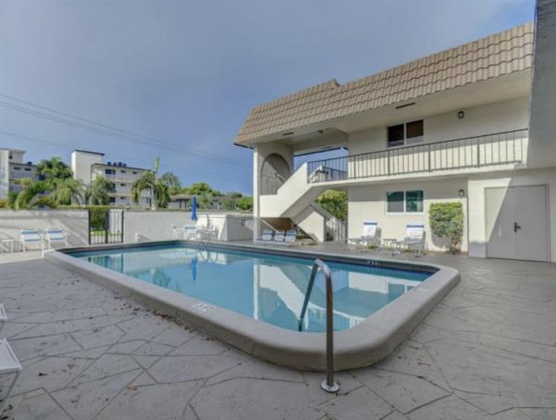 55 SE 14th Street Boca Raton FL 33432