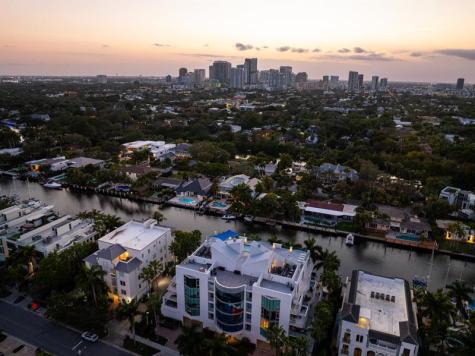 301 Hendricks Isle Fort Lauderdale FL 33301