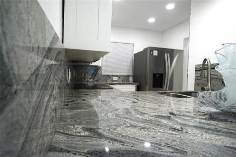 1035 W 77th Street Hialeah FL 33014