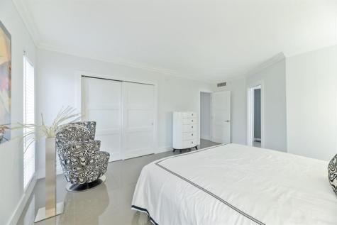 2950 N Palm Aire Drive Pompano Beach FL 33069