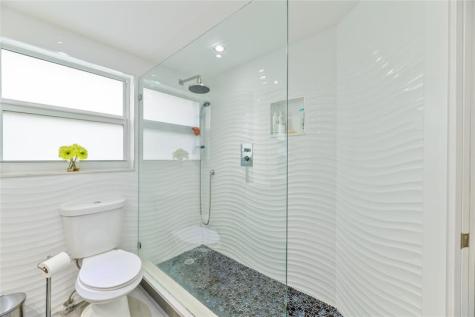 2950 N Palm Aire Drive Pompano Beach FL 33069