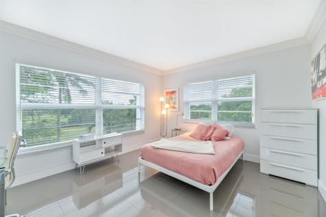 2950 N Palm Aire Drive Pompano Beach FL 33069