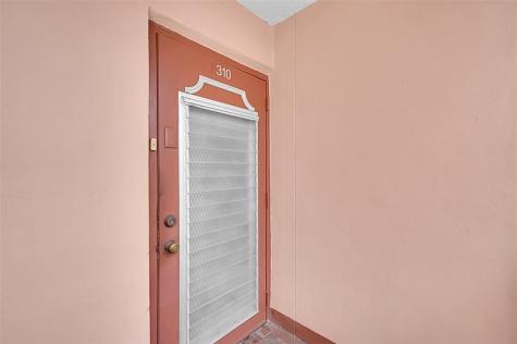 9481 Sunrise Lakes Boulevard Sunrise FL 33322
