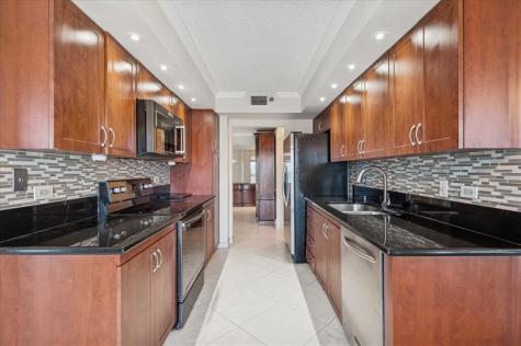 1201 S Ocean Drive Hollywood FL 33019