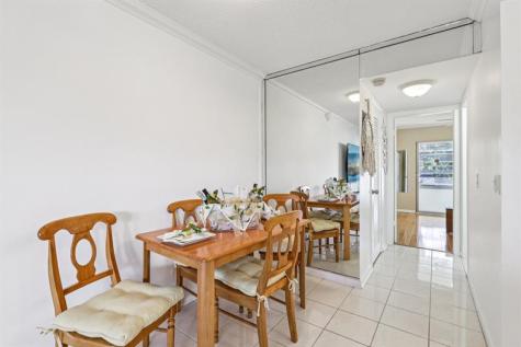 270 Newport R Deerfield Beach FL 33442