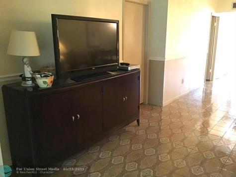 7410 NW 1st Street Margate FL 33063