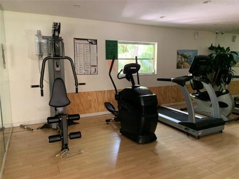 5168 NE 6th Avenue Fort Lauderdale FL 33334