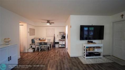 5377 SW 40th Avenue Fort Lauderdale FL 33314