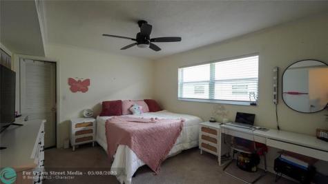 5377 SW 40th Avenue Fort Lauderdale FL 33314
