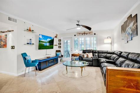 351 NE 19th Place Wilton Manors FL 33305