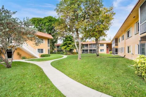 351 NE 19th Place Wilton Manors FL 33305