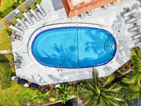351 NE 19th Place Wilton Manors FL 33305
