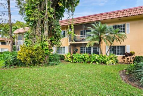 351 NE 19th Place Wilton Manors FL 33305