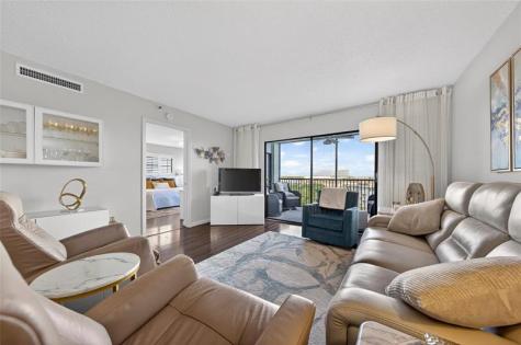 2215 Cypress Island Drive Pompano Beach FL 33069