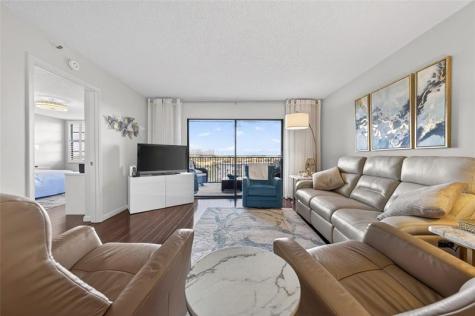 2215 Cypress Island Drive Pompano Beach FL 33069