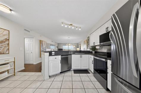 2215 Cypress Island Drive Pompano Beach FL 33069