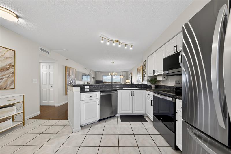 2215 Cypress Island Drive Pompano Beach FL 33069