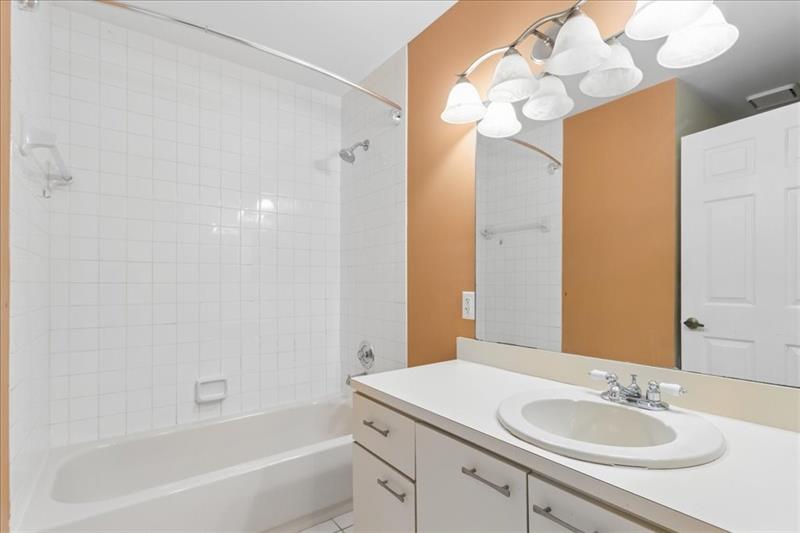 9500 SW 1st Place Coral Springs FL 33071