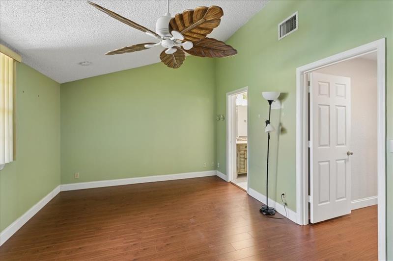 9500 SW 1st Place Coral Springs FL 33071