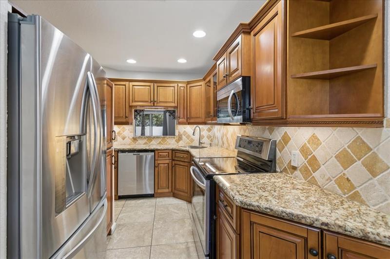 9500 SW 1st Place Coral Springs FL 33071