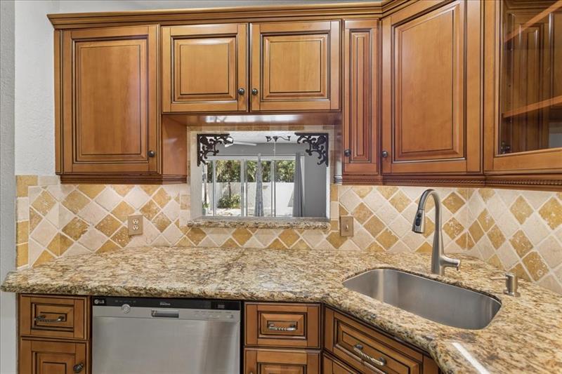 9500 SW 1st Place Coral Springs FL 33071