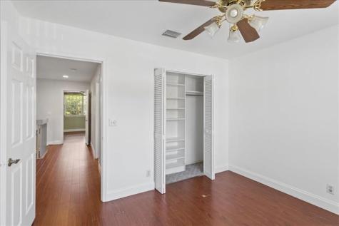 9500 SW 1st Place Coral Springs FL 33071