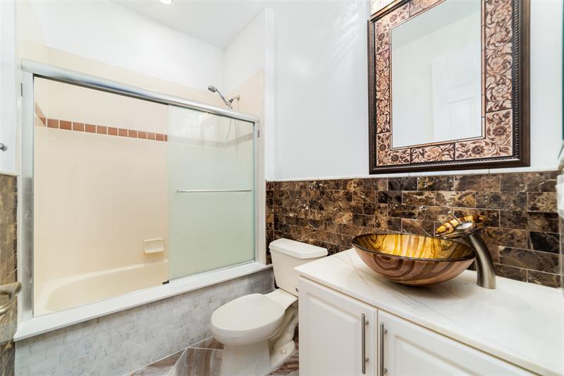 1323 Via De Pepi Boynton Beach FL 33426