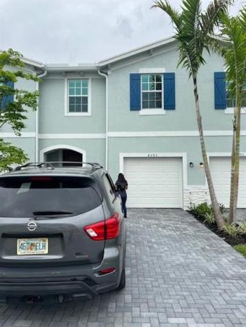 4393 Hammock Grove Drive Lake Worth FL 33467