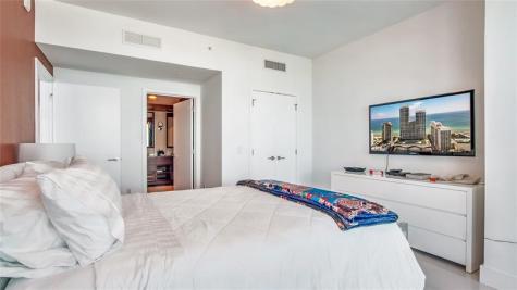 6899 Collins Avenue Miami Beach FL 33141