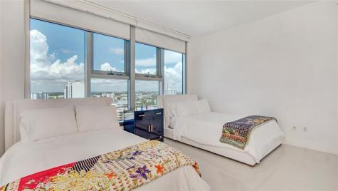 6899 Collins Avenue Miami Beach FL 33141