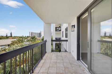 2707 NE 14th Street Causeway Pompano Beach FL 33062