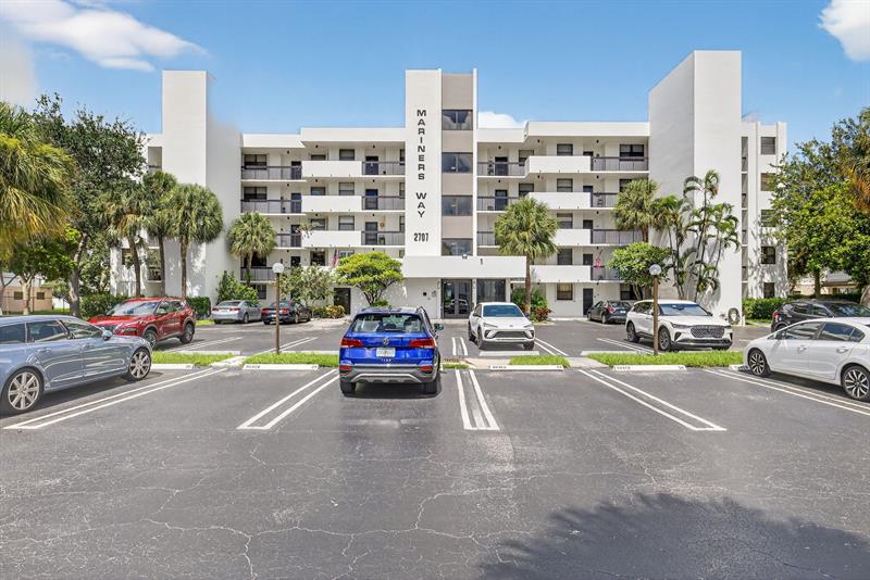 2707 NE 14th Street Causeway Pompano Beach FL 33062