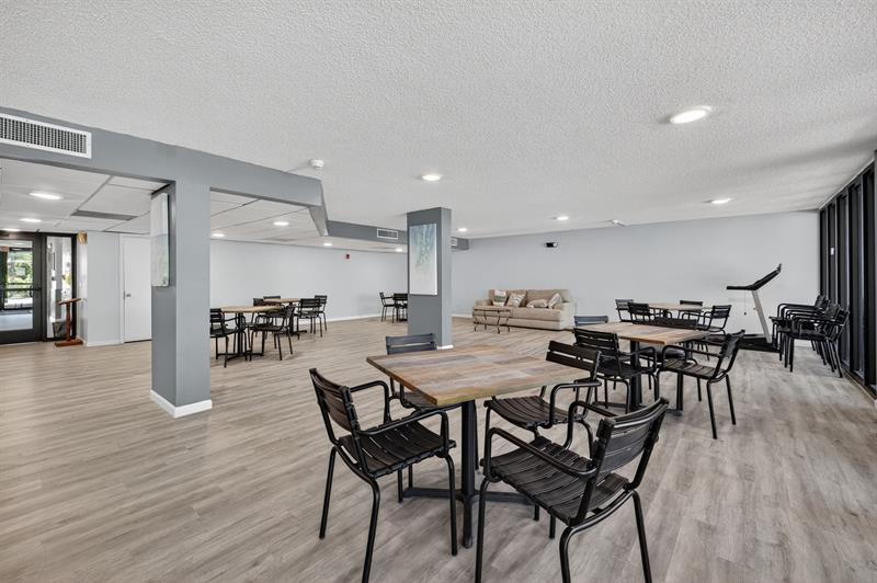 2707 NE 14th Street Causeway Pompano Beach FL 33062