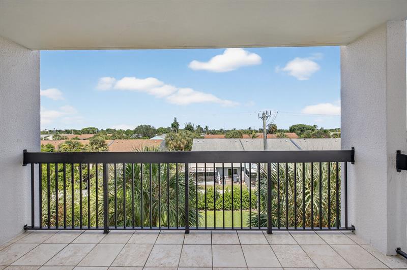 2707 NE 14th Street Causeway Pompano Beach FL 33062