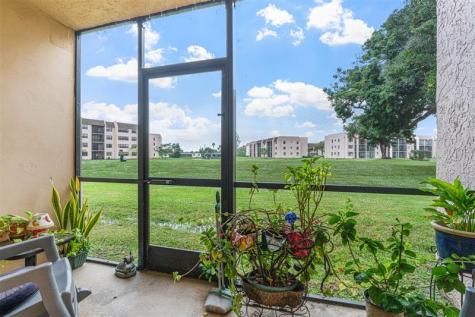 10402 Sunrise Lakes Boulevard Sunrise FL 33322